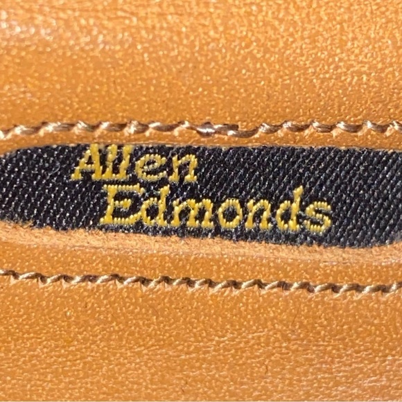 Allen Edmonds "GRAYSON" Men's Black Leather Tassel Loafers Size 10.5 - Picture 4 of 11